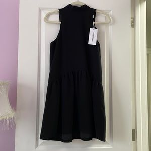 Elizabeth and James dress
